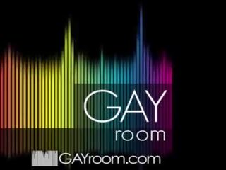 Gayroom - myles landon papai fode jordânia