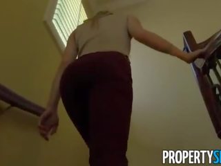 Propertysex - sedusive młody homebuyer pieprzy do sprzedać dom