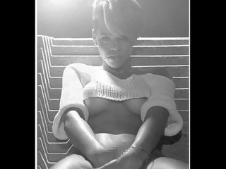 Rihanna khỏa thân & khỏa thân