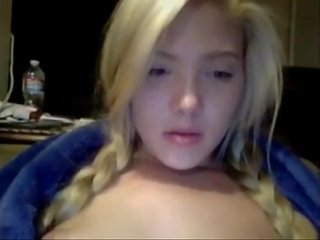 Pirang with long hair magy is rubbing her burungpun in front of her web cam sampurna girls