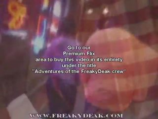 Adventures arasında the freakydeak.com crew.