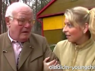 Big Tit sweetheart Does Old grandpa
