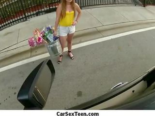 Amateur teen mademoiselle hitch hiking for a ride and gets the ultimate car fucking 17