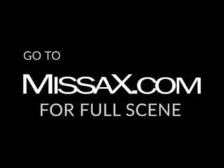 Missax.com - 我的 virginity 是 一 burden iii - preview
